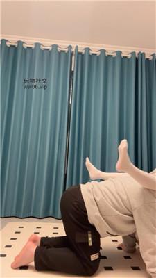 辣辣bb骑马骑脖转胯/白丝诱惑虐 bf48535