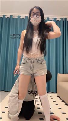 辣辣bb骑马骑脖转胯/白丝诱惑虐 bf48535