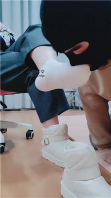 拽拽捂了一天的白棉袜脚气味辱 241220-2