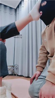 拽拽捂了一天的白棉袜脚气味辱 241220-2