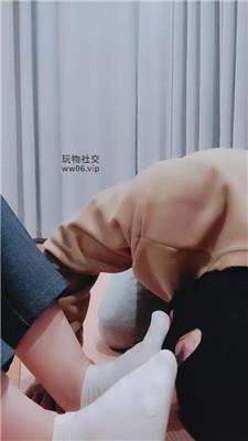 拽拽捂了一天的白棉袜脚气味辱 241220-2