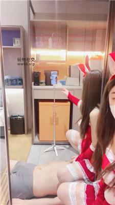 夏芙双S-圣诞女神-踩踏骑马/轮流舔臭脚丫 JS241221-26