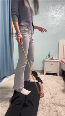 沐沐大大白袜脚踩踏/藤条虐打 bf48541