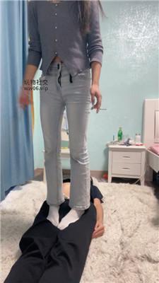 沐沐大大白袜脚踩踏/藤条虐打 bf48541