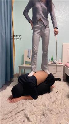 沐沐大大白袜脚踩踏/藤条虐打 bf48541