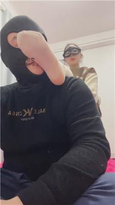 姗姗高跟肉丝踩踏鞭打 241220-4