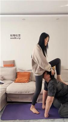 埋汰瑜伽裤女神S-玉足碾压踩家奴 JS241221-28