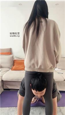 埋汰瑜伽裤女神S-玉足碾压踩家奴 JS241221-28