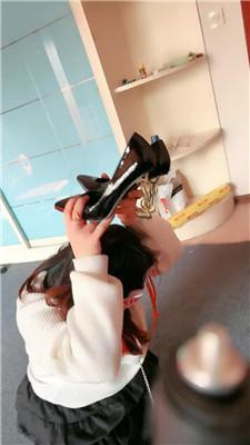 梦幻大大母畜-转胯遛狗/耳光高跟踩/圈养狗笼 JS241220-31