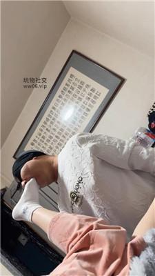 艾斯白袜脚蹂躏踩家奴 JS241219-28