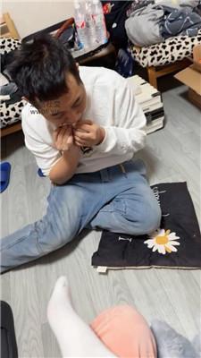 艾斯白袜脚蹂躏踩家奴 JS241219-28