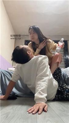 艾斯白袜脚蹂躏踩家奴 JS241219-28