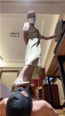 诗诗高跟肉丝美腿跳踩 bf48450