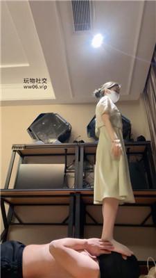 诗诗高跟肉丝美腿跳踩 bf48450