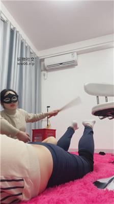 姗姗高跟肉丝碾压踩散鞭狂抽 241218-5