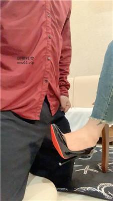 汐月裸足深喉/清理脏高跟/碾压踩乳 bf48449