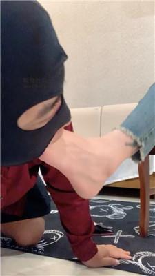 汐月裸足深喉/清理脏高跟/碾压踩乳 bf48449