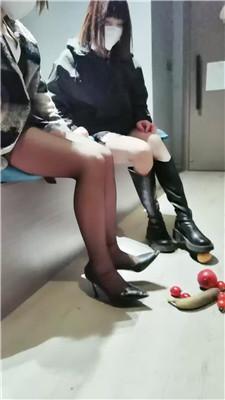 西北傻子开发足疗店双素人-踩踏水果喂食 bf48492