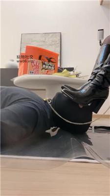 玥樾喂食羞辱/坐脸窒息/高跟长靴踩虐 bf48514