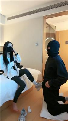 桃子骑马踩踏抽耳光/脏运动鞋白袜辱 bf48512