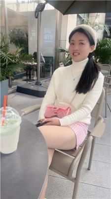 猴歌素人学生主-小白鞋踩踏踢裆 JS241221-1