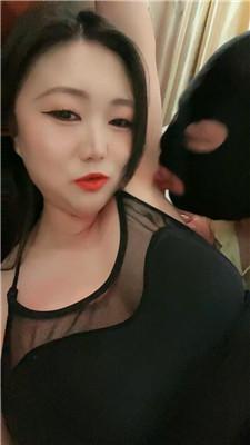 小怪兽性感女神S-闻舔腋下 JS241216-40