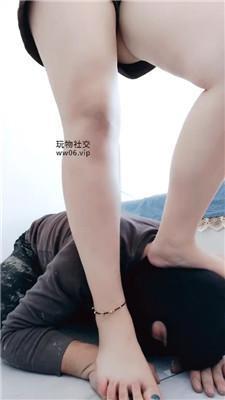 李老师高跟玉足全体重踩踏 JS241216-38