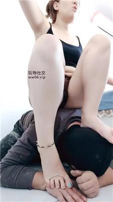 李老师高跟玉足全体重踩踏 JS241216-38