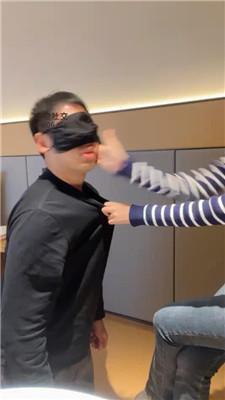 奈奈sama舔脏鞋/抽耳光不停 JS250101-13