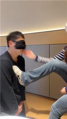 奈奈sama舔脏鞋/抽耳光不停 JS250101-13