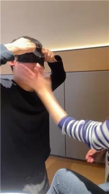 奈奈sama舔脏鞋/抽耳光不停 JS250101-13