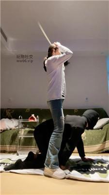 白兔转胯鞭打/白袜气味辱/骑马 JS250101-35