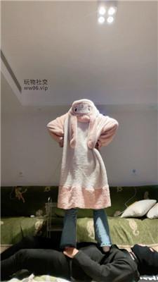 白兔转胯鞭打/白袜气味辱/骑马 JS250101-35