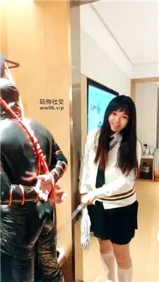 薄小情捆绑袜子塞嘴重度鞭打 bf48930