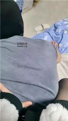 小羊咩咩黑丝美腿蹂躏踩虐废物 JS250101-21