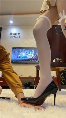 咏慈坐脸窒息-白丝美腿诱惑踩-滴蜡 bf48940