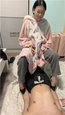 白兔闺蜜观战-白袜诱惑/舔高跟/狠抽 JS241230-35