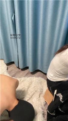 白兔闺蜜观战-白袜诱惑/舔高跟/狠抽 JS241230-35