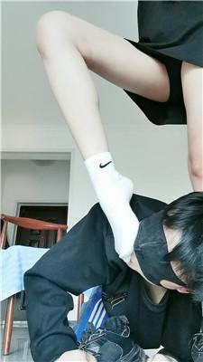 皮皮绿帽男友伺候我幽会回家 bf48812