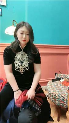 小怪兽高跟黑丝美腿诱惑虐杀 JS241229-6