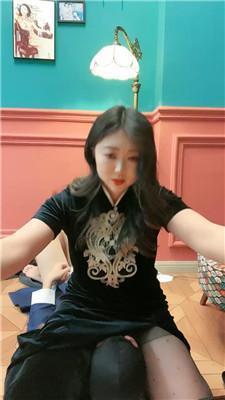 小怪兽高跟黑丝美腿诱惑虐杀 JS241229-6