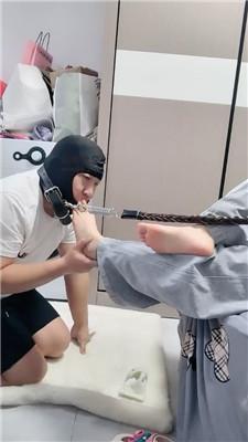 北京落落白袜裸足狂舔/牛仔裤坐脸 JS241229-12