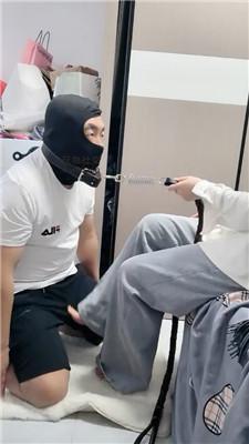 北京落落白袜裸足狂舔/牛仔裤坐脸 JS241229-12