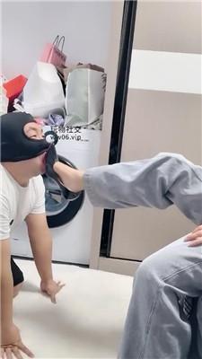 北京落落白袜裸足狂舔/牛仔裤坐脸 JS241229-12