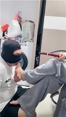 北京落落白袜裸足狂舔/牛仔裤坐脸 JS241229-12