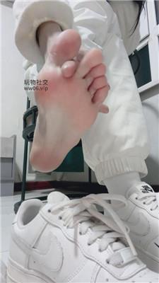 奶味小仙女酸臭小白鞋 241228-6