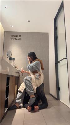 子熙大人下跪伺候主人起床洗漱双视角版 bf48798