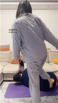 埋汰骑马丝袜套头玉足虐 JS241226-46