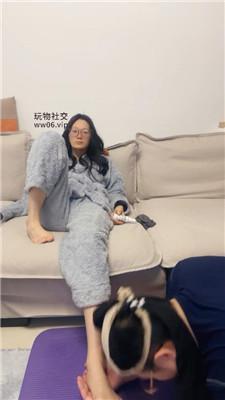 埋汰骑马丝袜套头玉足虐 JS241226-46