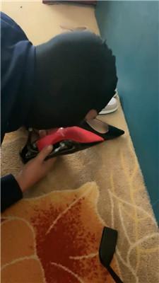 哟米脚喂食/舔多双脏鞋/高跟踩踏 JS241226-37